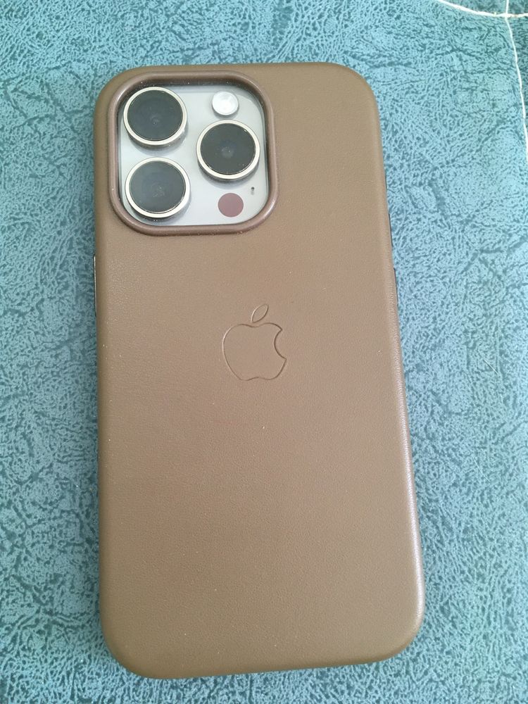IPhone 15 pro 128gb full