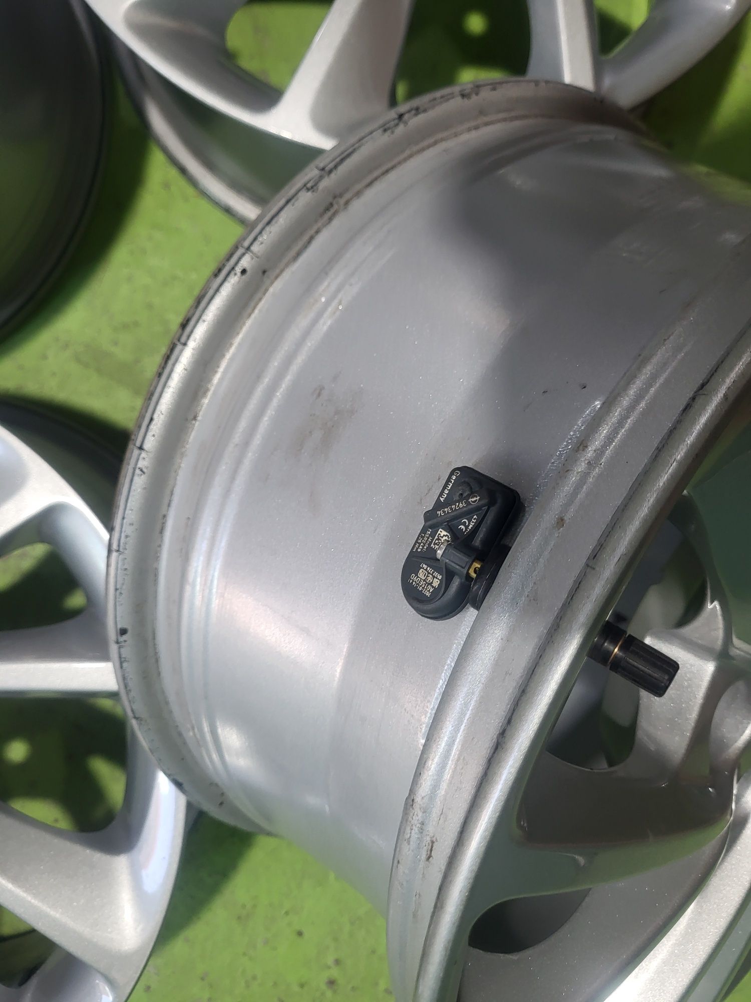16 5x105 Opel лети джанти 5х105 опел