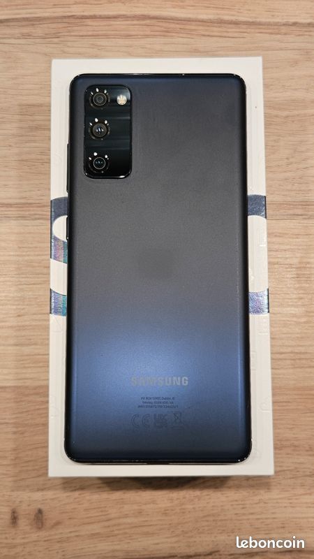 Samsung S20 fe /128/