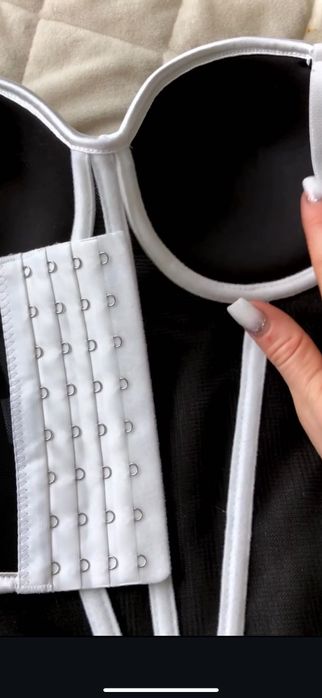 Corset. Negru. Calitate excelentă. Marimea S