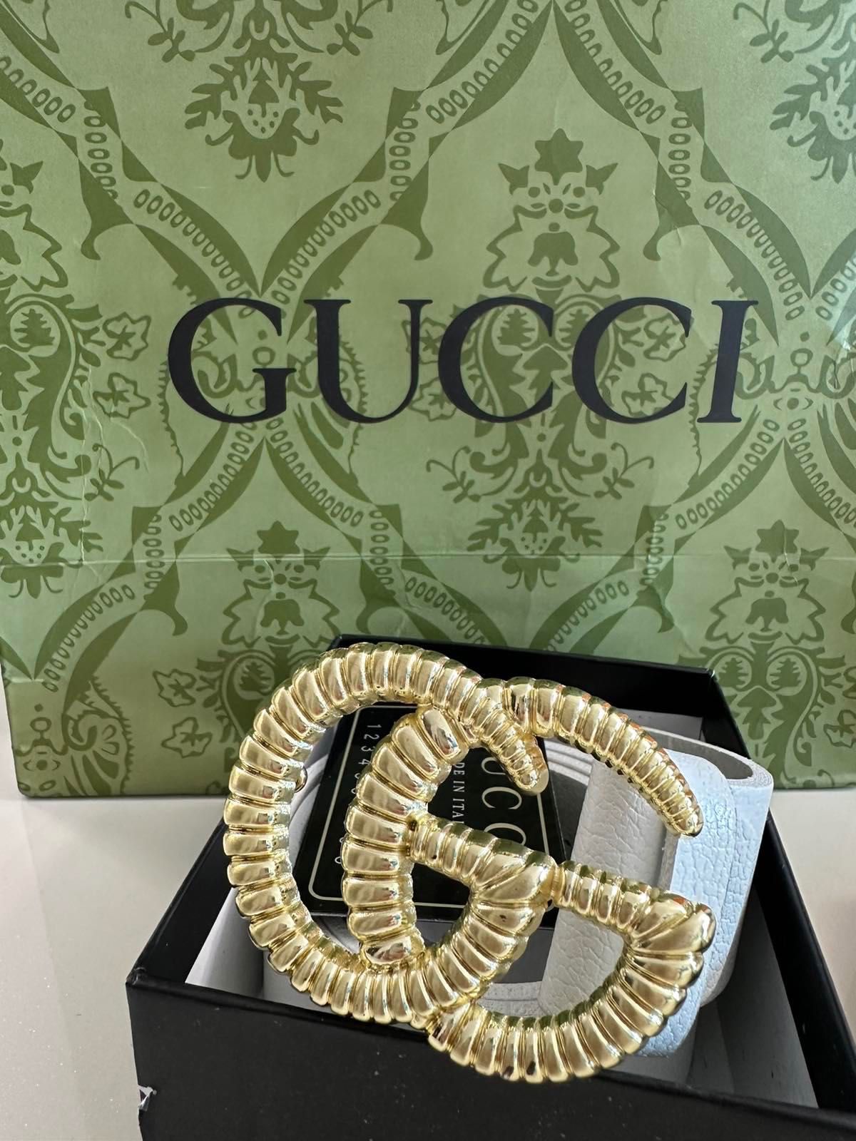 Gucci-Чисто нов автентичен дамски бял кожен колан 105см