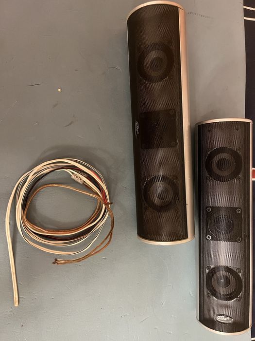 Две колонки за домашна киносистема 15w