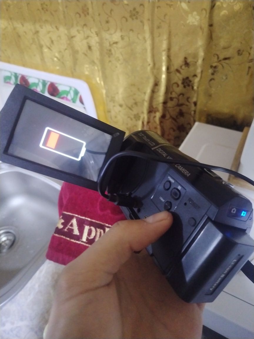 Video Kamera sotiladi