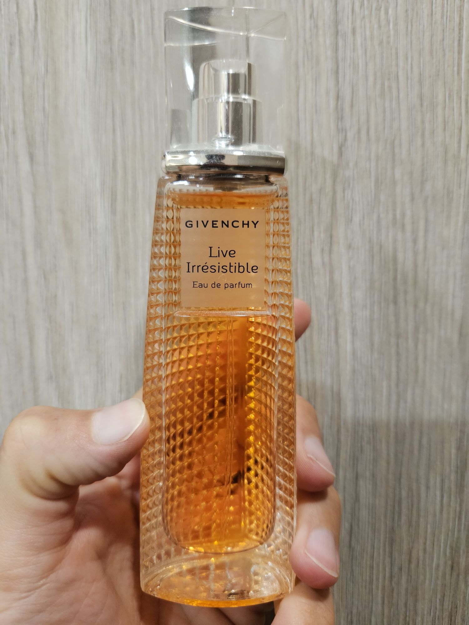 Givenchy Live Irresistible дамски оригинален парфюм