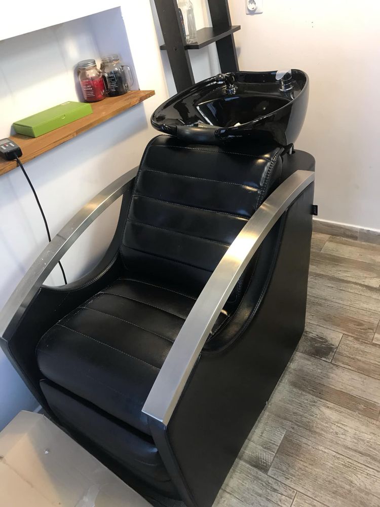 Scaun pentru salon cu lavoar pentru spalarea parului