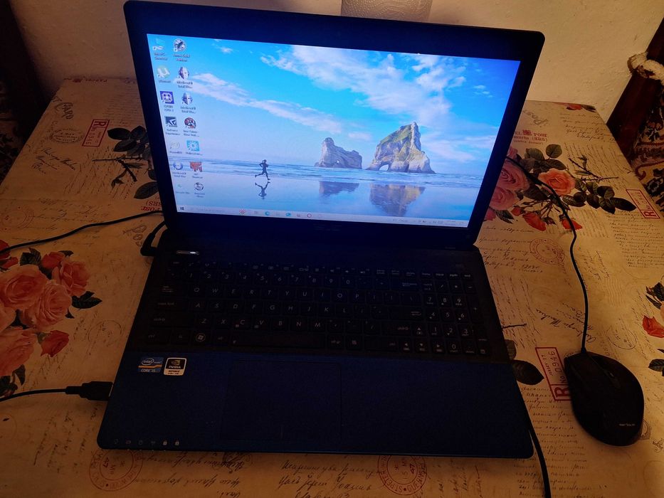 Laptop ASUS i5-3210M Quad core