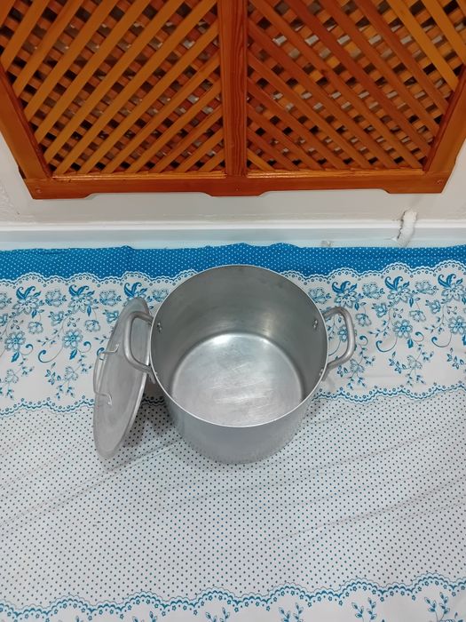 Алюминиевая Кастрюля 30 . Л.