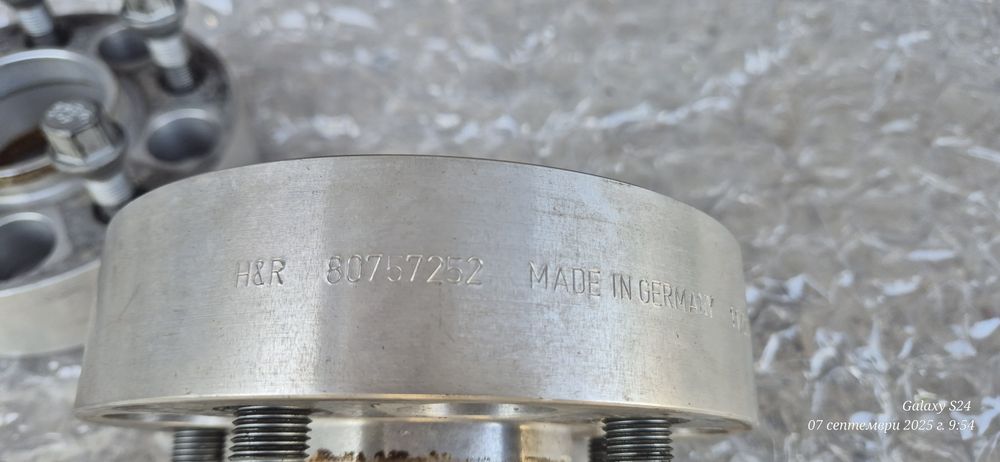 Дистанционни фланци 5х120 H&R 80757252