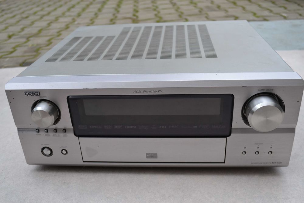 Amplificator Denon AVR 4306 Defect