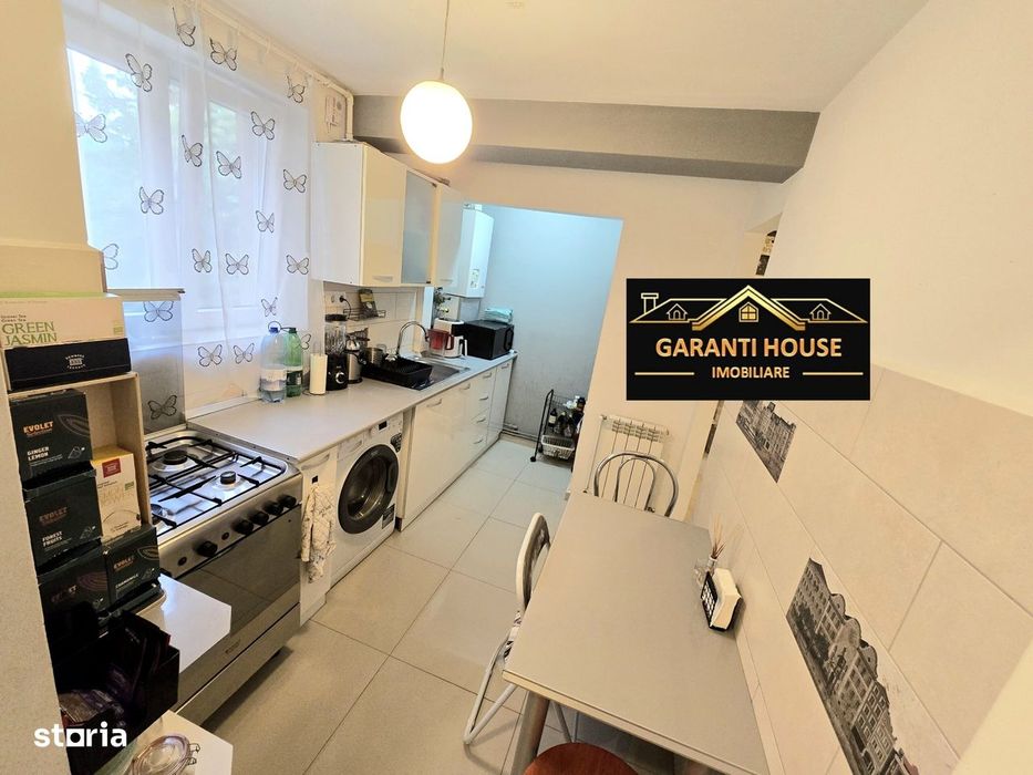 Pta. Revolutiei, apartament cu 2 camere, decomandat, mobilat, 86 500€