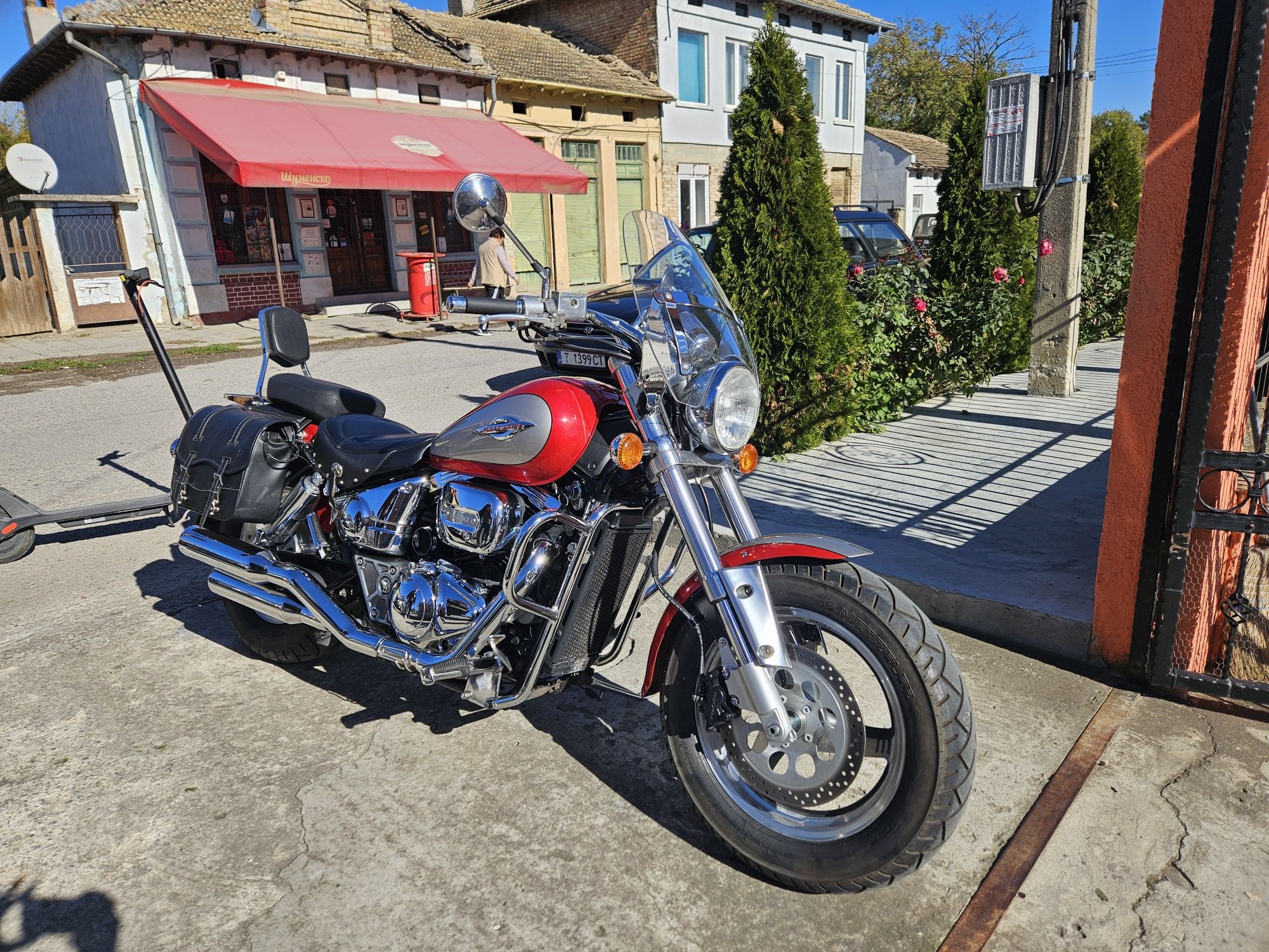 Suzuki vz800 marauder