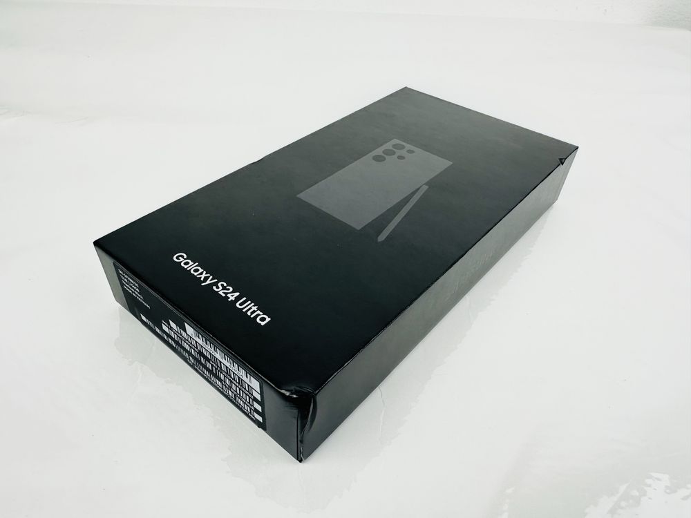 НОВ! Samsung Galaxy S24 Ultra 5G 256GB 12RAM Black 2г. Гаранция!