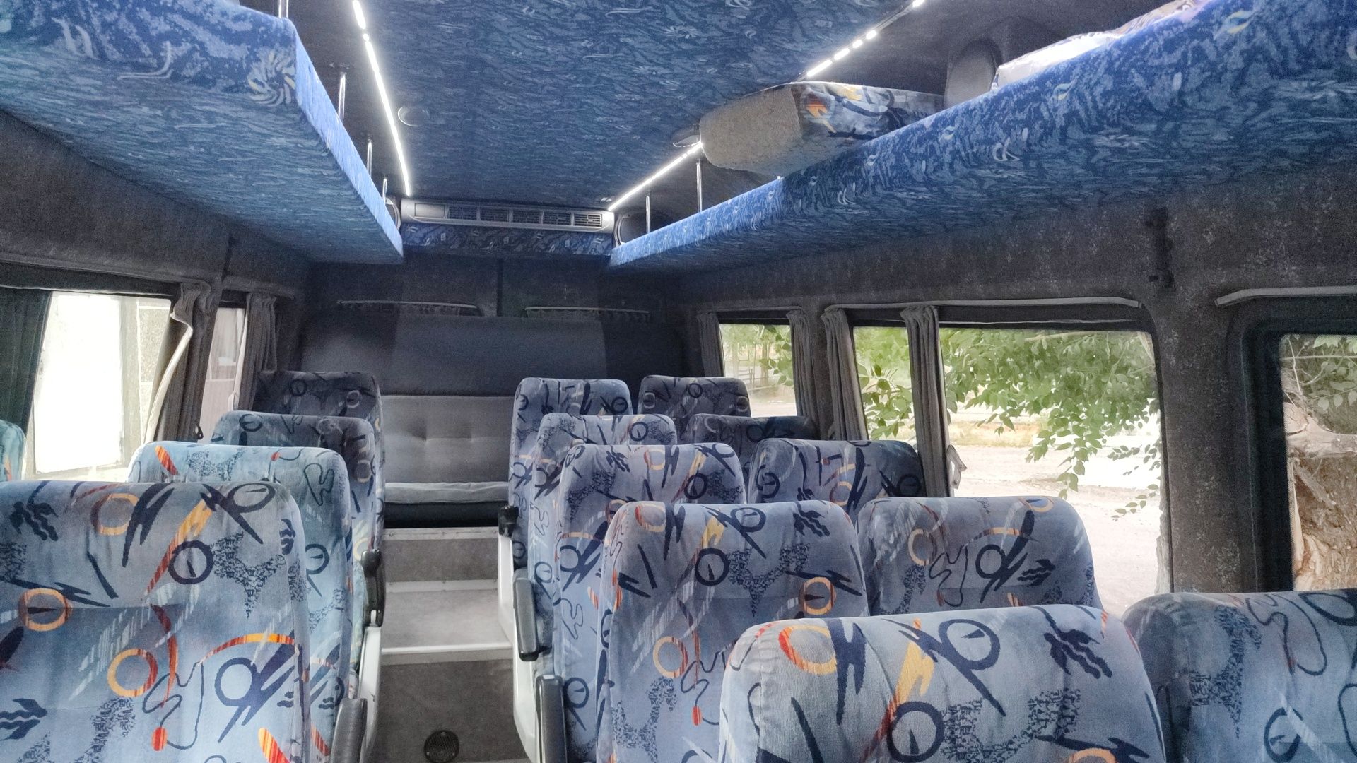 Принимаю заказы на пассажирские перевозки