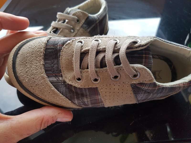 Маратонки 27 номер, НАМАЛЕНО !