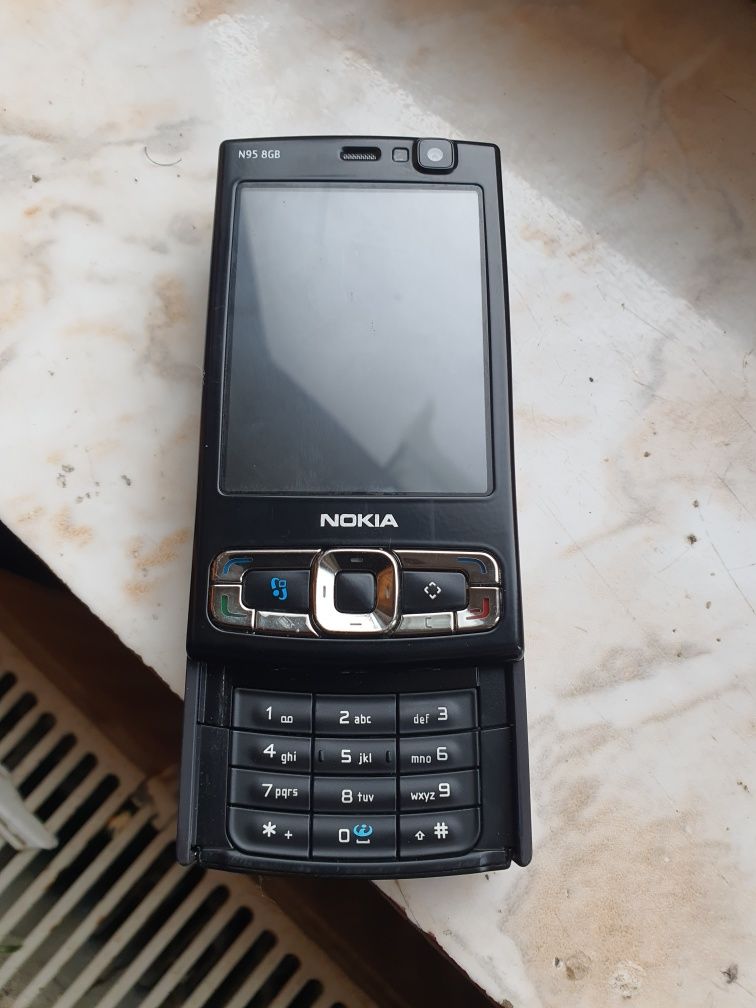 se vinde telefon n 96