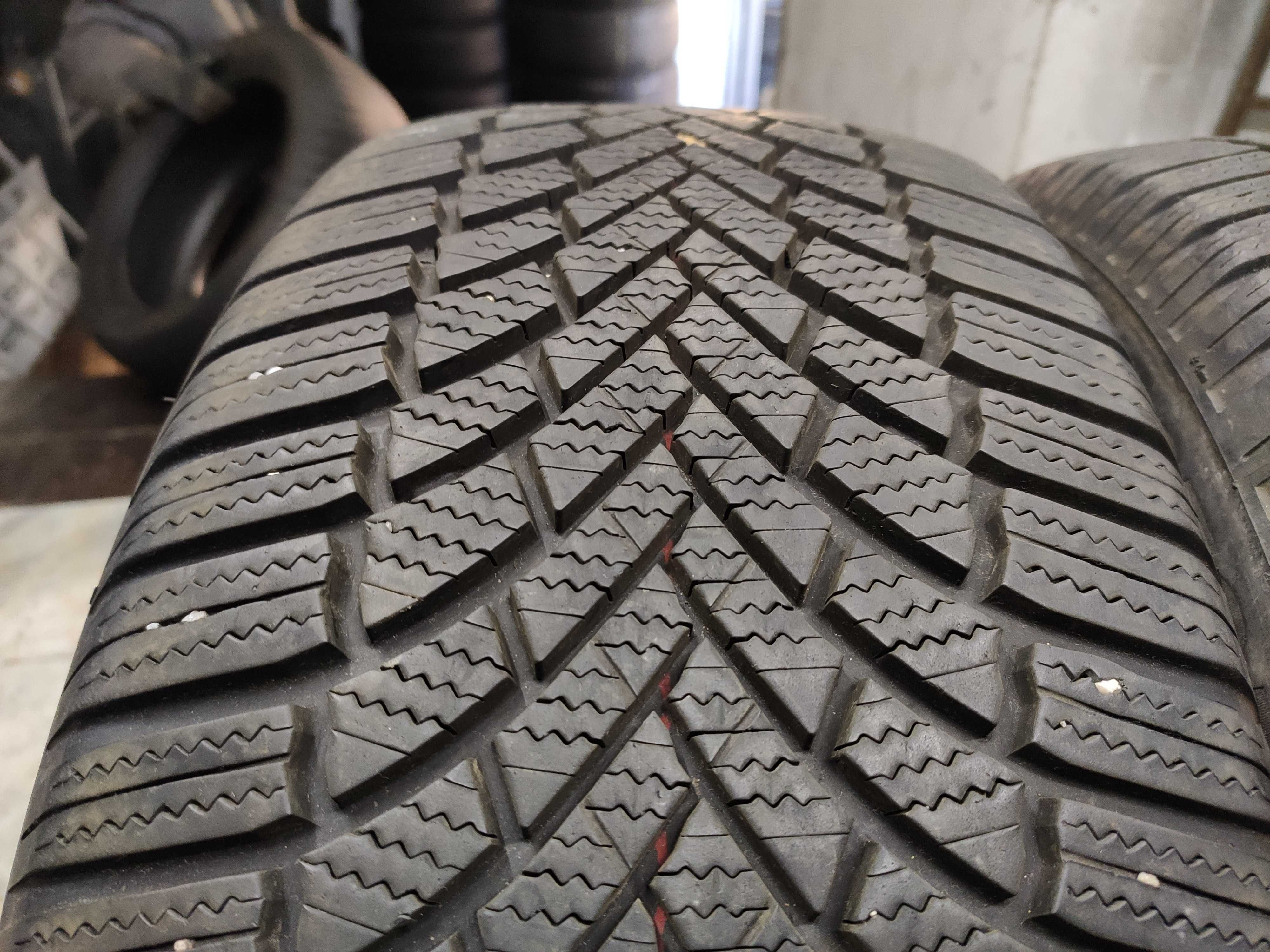 2бр Зимни Гуми 235 55 18 - Bridgestone - DOT 2021