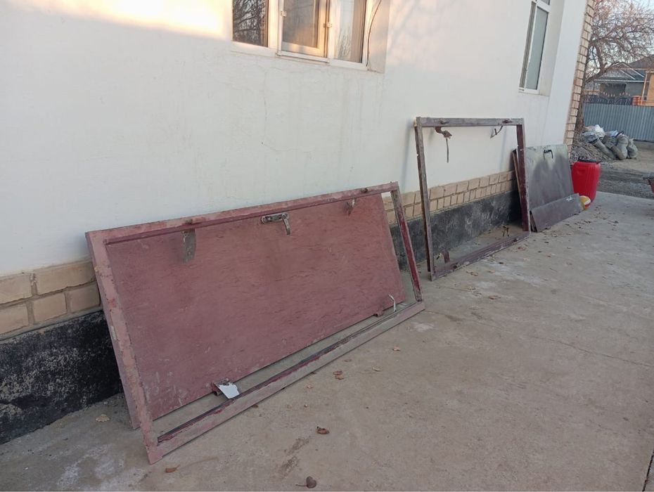 железные входные двери