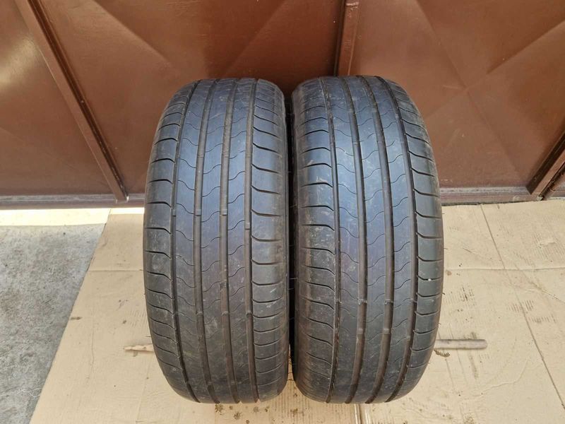 2 Bridgestone R18 225/55
летни гуми
DOT0624