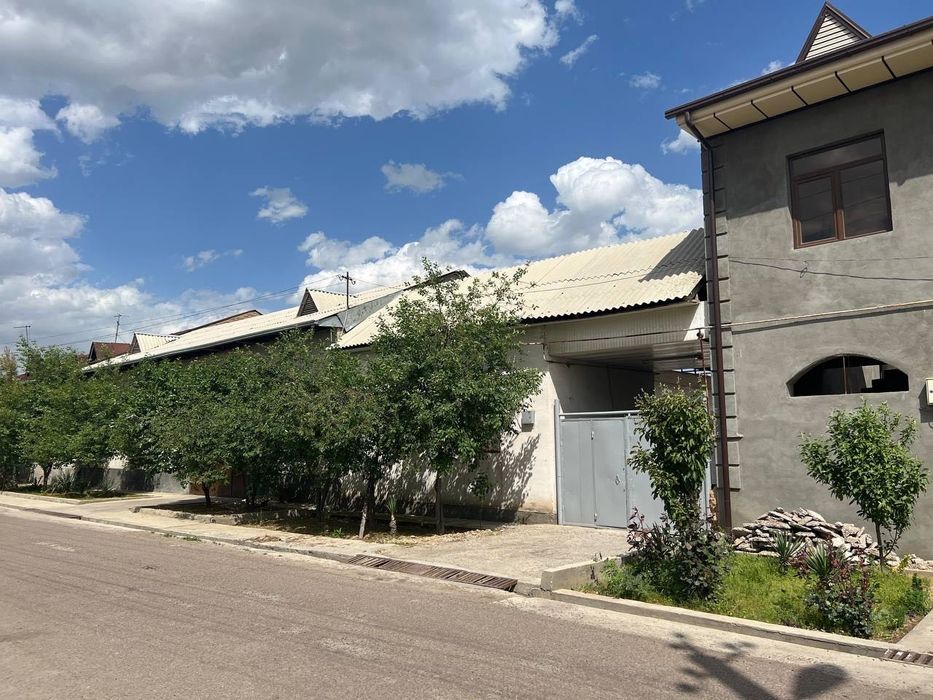 4,5 сотик обмен на 2/3 комнатную квартиру возле куйлюка массив 1-7