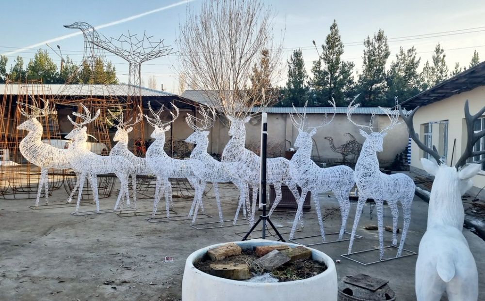 Новогодня олень из первых рук