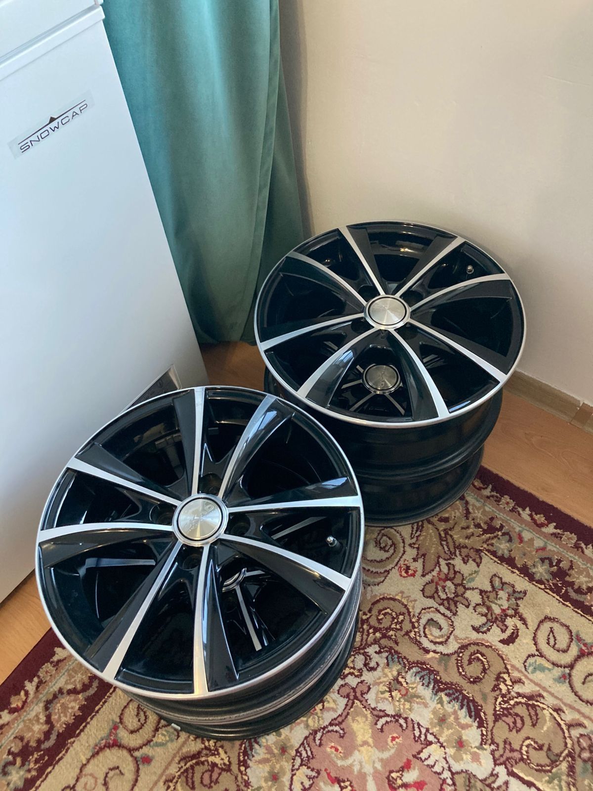 Продам диски новые Скад 15 радиус 4 на 100