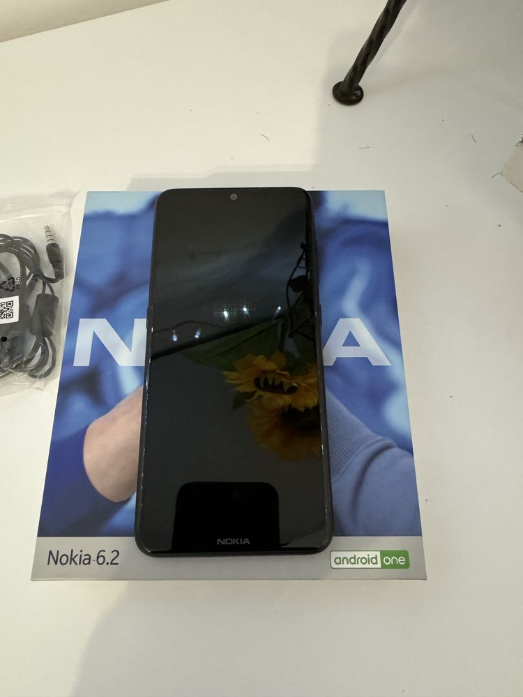 Nokia 6.2 - неразличим от чисто нов