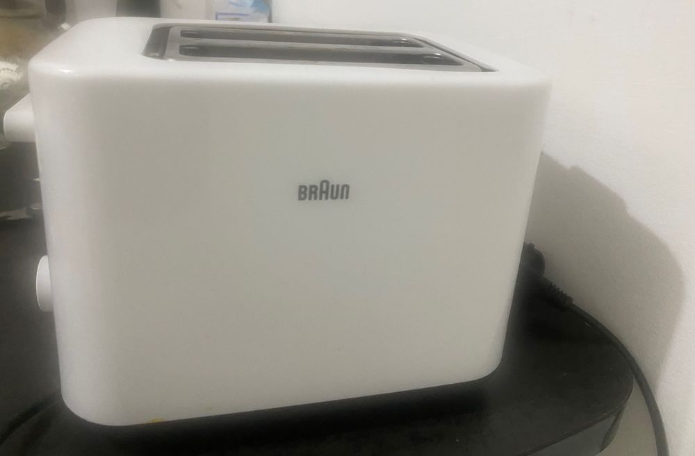 Тостер Braun HT101AI