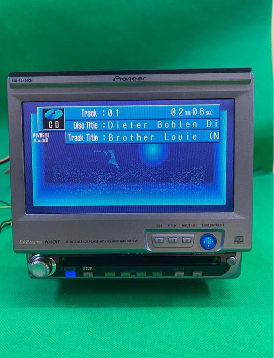 CD Player auto Pioneer AVH 6400CD,ecran retractabil adaptor BT Usb