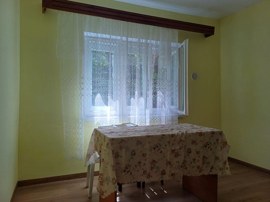 Vând cameră de camin