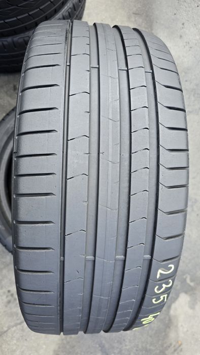 2 anvelope vară Pirelli 235/40/20 dot 2023