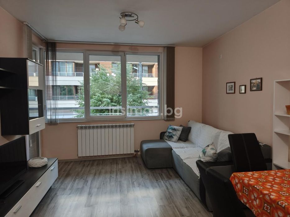 Под наем двустаен, €560, 68кв.м. в Банишора