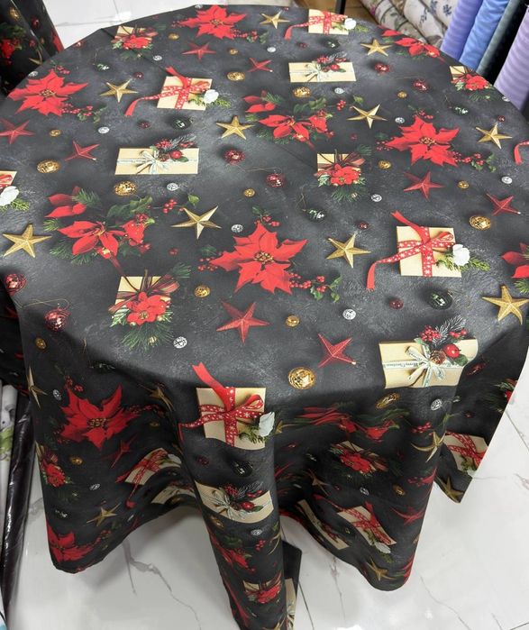 Новогодние скатерти