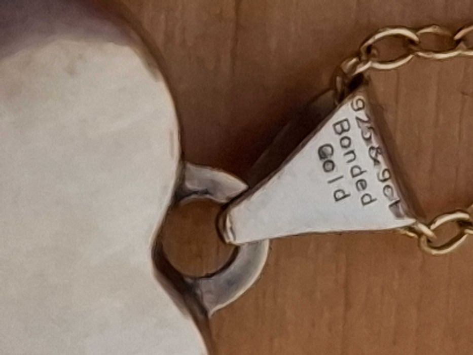 Сребърна висулка с 9 карата златно покритие