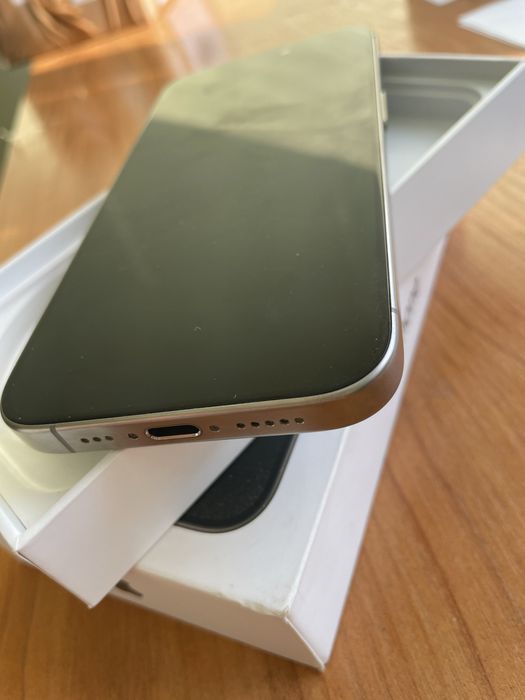 iPhone 15 Pro 256GB 91% Батерия