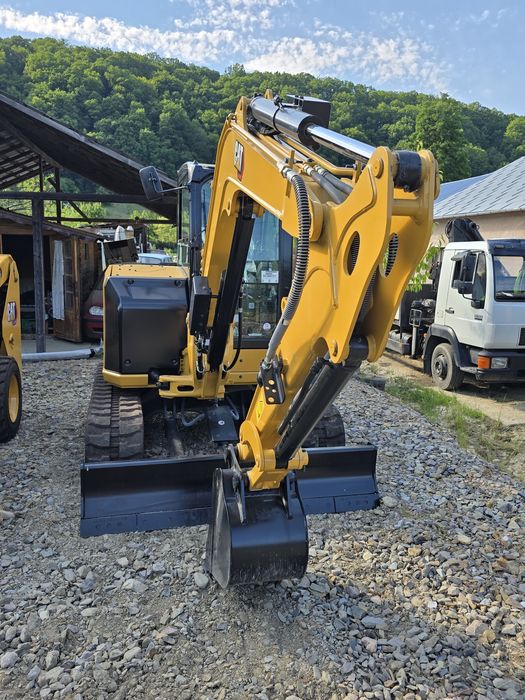 Închirieri utilaje construcții!