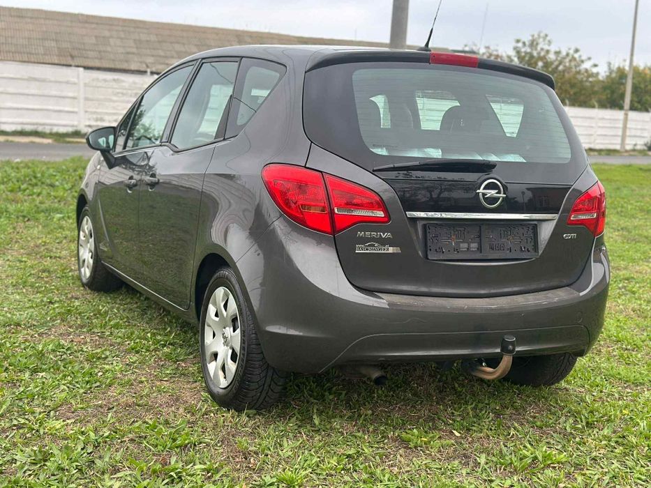 Opel Meriva B  1.3 Diesel

-	Motorizare 1.3 Diesel 75 CP
- An fabricat