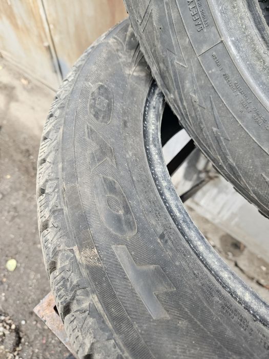 Шины зимние 215/60r16