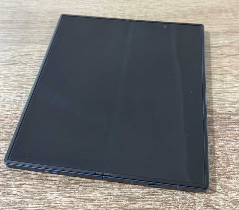 Samsung Galaxy Z Fold6 5G 256GB 12GB RAM с гаранция