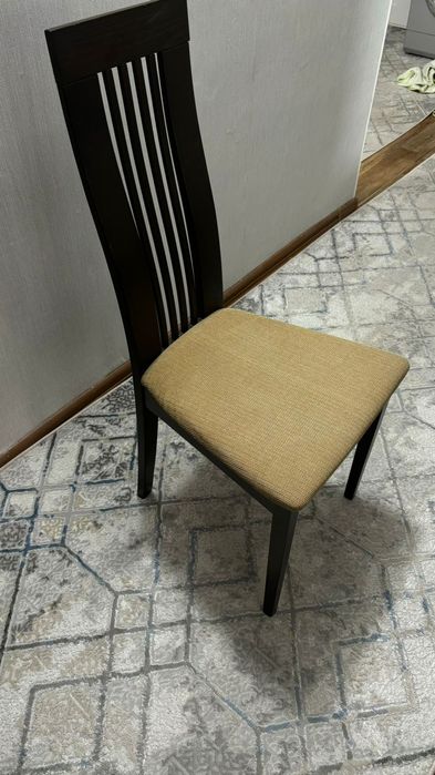 Стулья в гостиную.