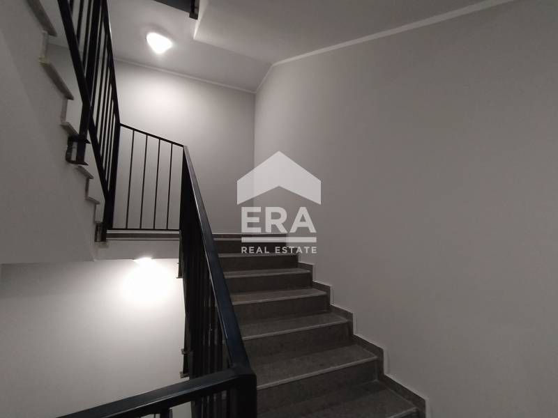 Продава се Двустаен апартамент в Варна, Център - 66 кв.м за 2197 €/кв.м - Снимка #1