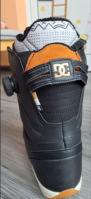 Сноуборд Обувки DCMora Boa 37 номер