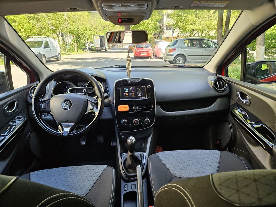 Renault Clio Limited 2014 / Navi / Keyless GO-Entry /Clima / LED /