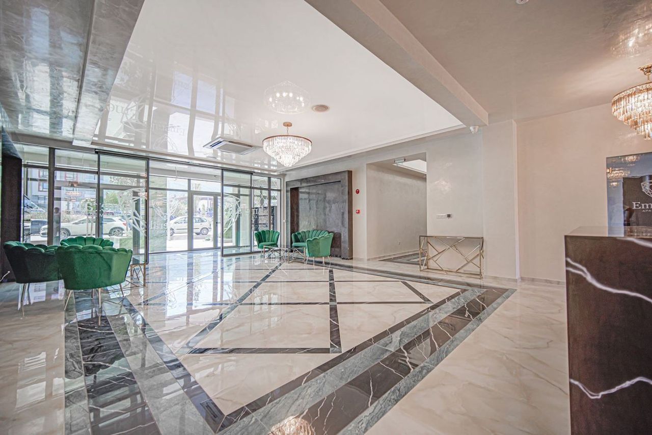 Продава се Тристаен апартамент в София, Манастирски ливади - 3 кв.м за 119163 €/кв.м - Снимка #1
