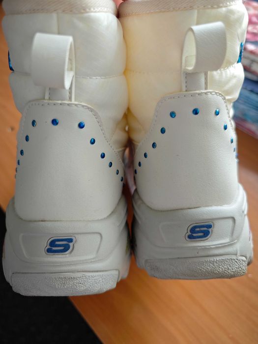 Дамски обувки Sketchers, бели, 37 номер
