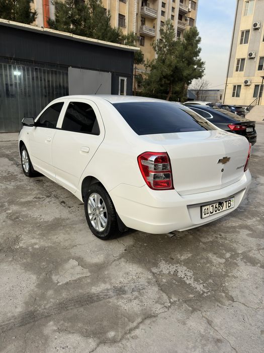 Кобальт 2022-год 4-позиция Автомат