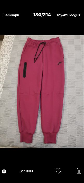 Тек на Nike - S..ново!!