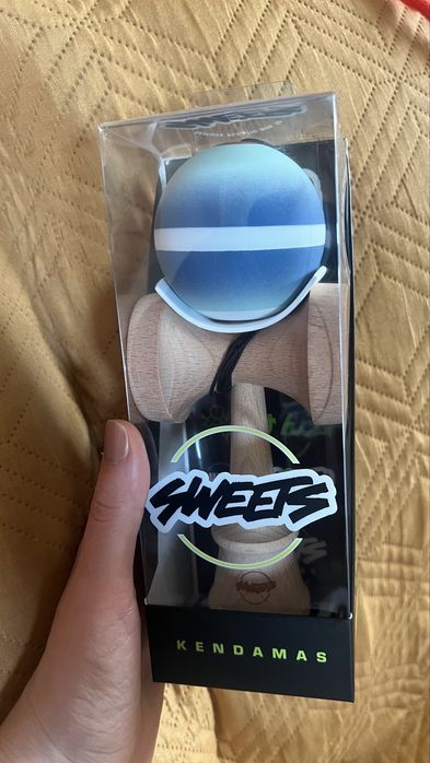 Broken shape kendama antiskid horizon