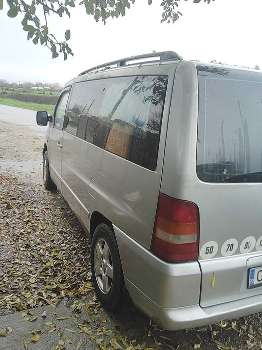 Mercedes Vito , propietar in acte  se oferă Fiscal !