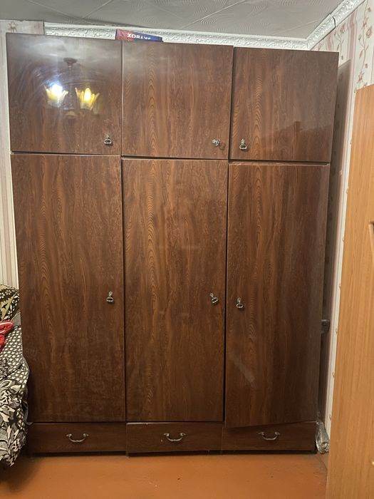 Отдам шкаф бесплатно