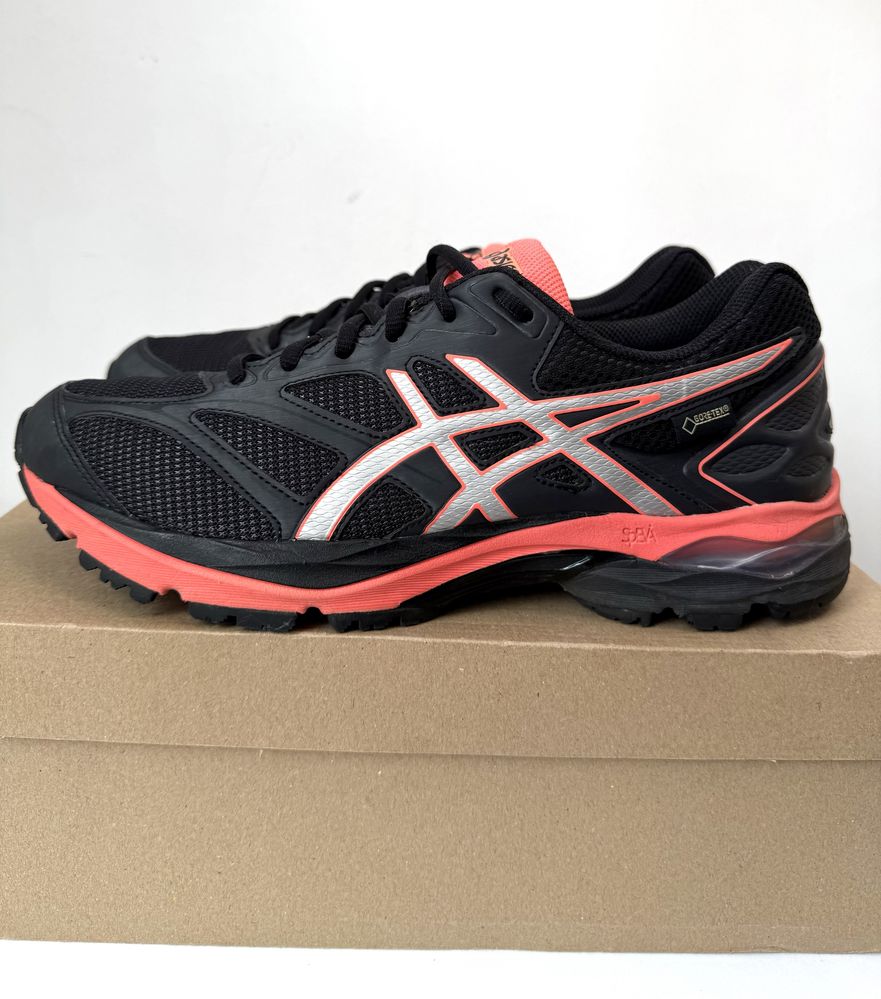 Asics Gel Pulse  Gore-Tex (42) Маратонки
